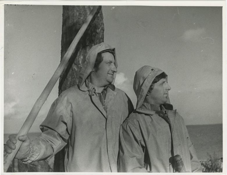 Двое мужчин в куртках с капюшоном, 1960 - 1963