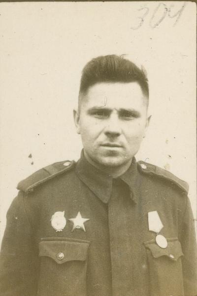 Портрет военного, 1 января 1943 - 9 мая 1945