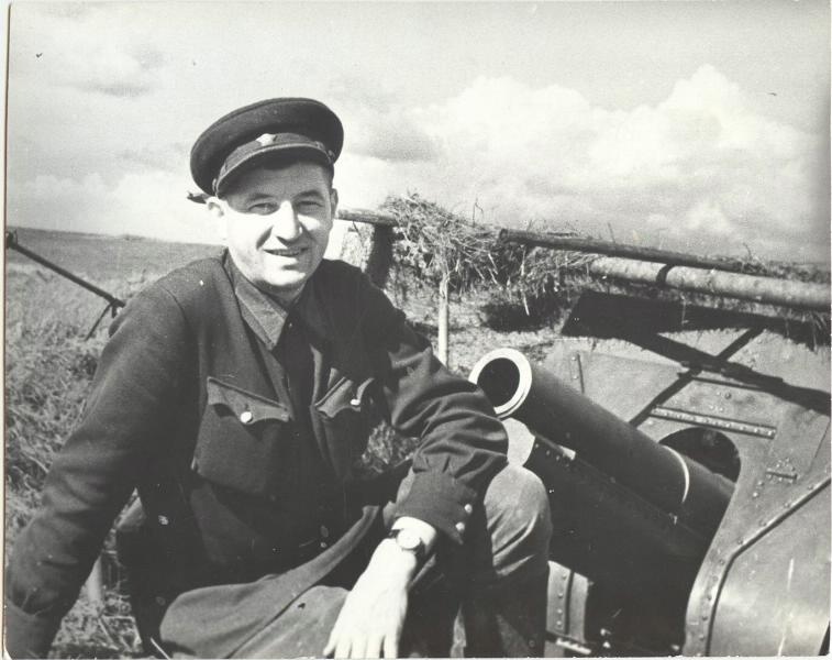 Военный фотокорреспондент Владимир Гребнев, 1942 год