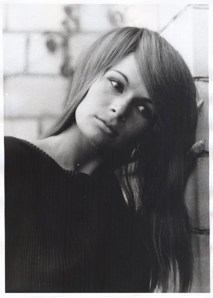 Актриса и кинорежиссер Джемма Фирсова, 1970-е, г. Москва. Выставка «Сделано с любовью» с этой фотографией.