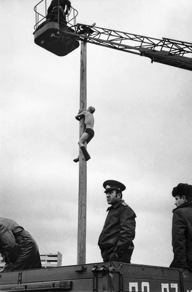 Развлечения и служба на Масленицу, 24 марта 1985, г. Новокузнецк. Выставка «Масленичные гуляния» с этой фотографией.