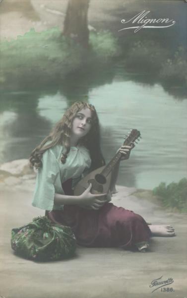 Девушка с лютней, 1910-е