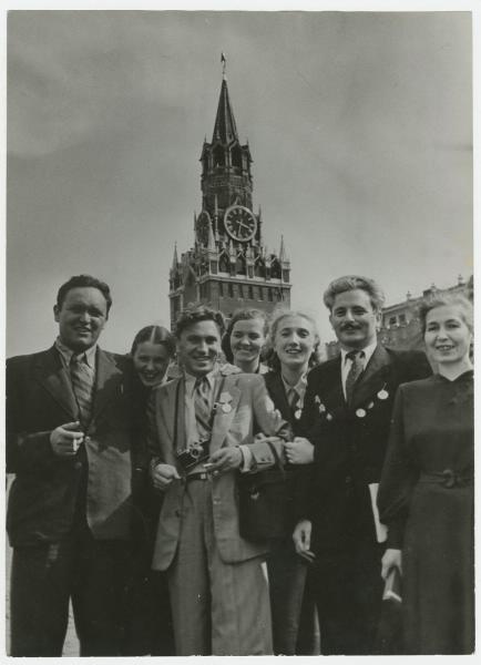 На Красной Площади, 1950 год. Авторство снимка приписывается М. С. Окушко.