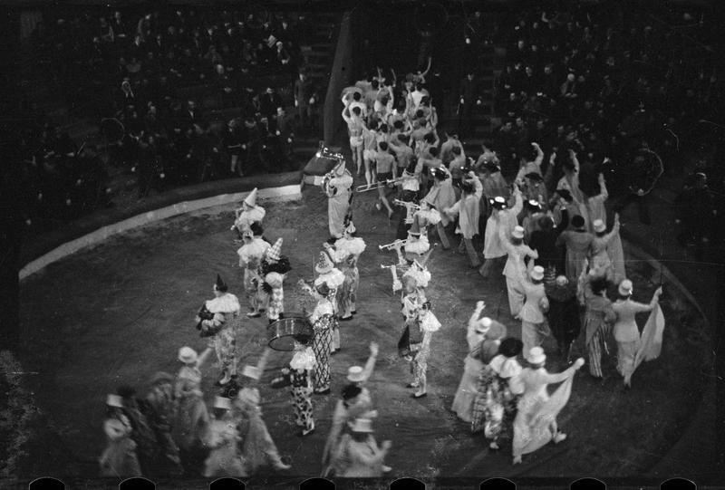 Парад-алле. Прощание со зрителями, 1940 год, г. Москва