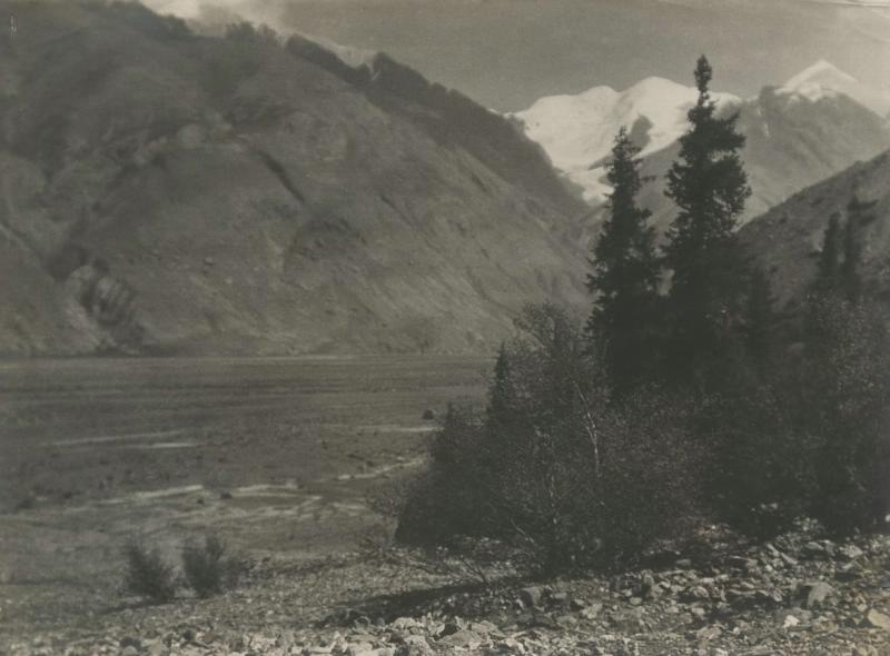 В горах Тянь-Шаня, 1929 год