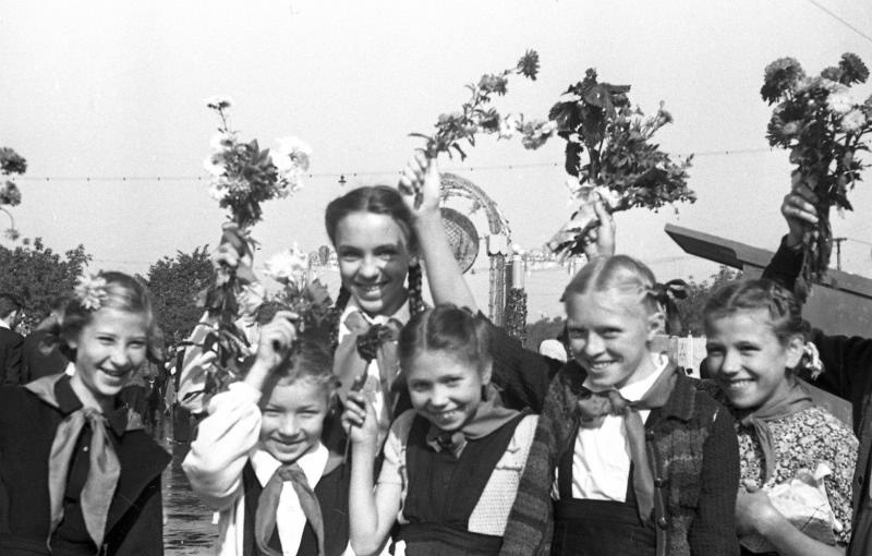 На первомайском празднике, 1 мая 1947, г. Москва