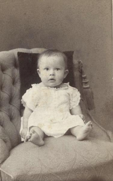 Портрет грудного ребенка, 1880 - 1890, г. Москва