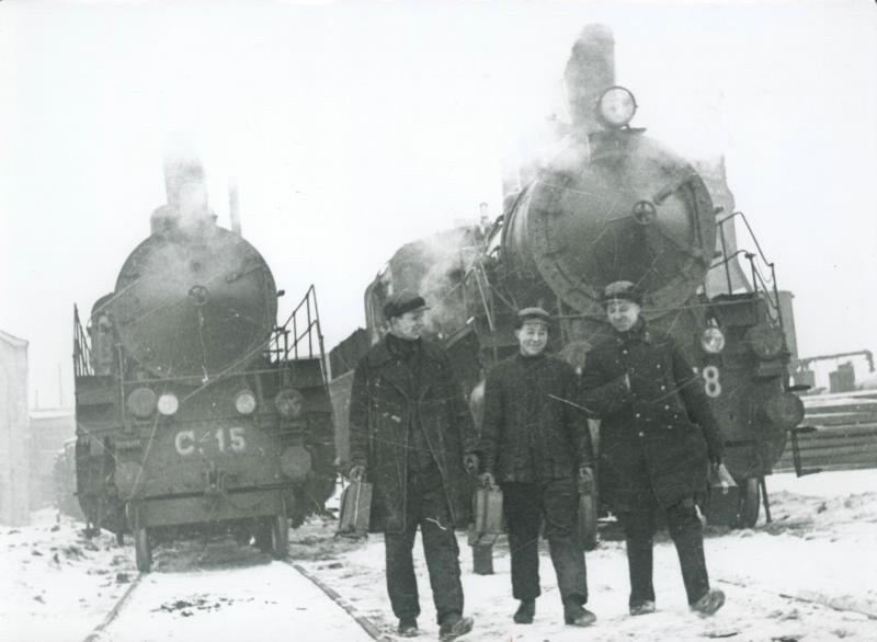 После смены. Комсомольцы депо Ильича, 1936 год, г. Москва