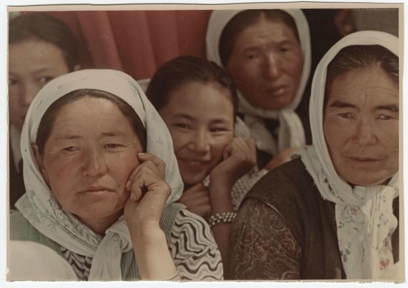 Женщины Киргизии, 1950-е