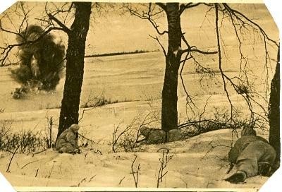 «Разведчики гвардейской бригады наблюдают за расположением огневых точек противника», 1941 - 1945
