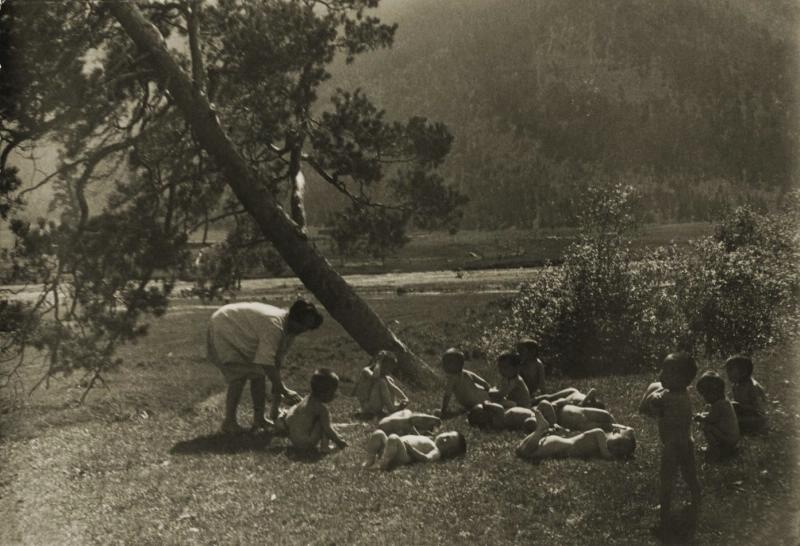 Солнечные ванны, 1930-е