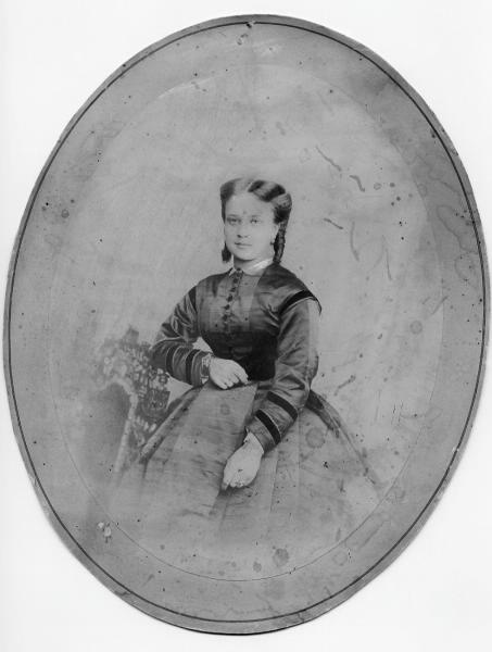 Женский портрет, 1860-е. Соленая бумага.