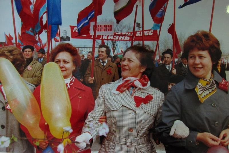 На первомайской демонстрации, 1981 год, Куйбышевская обл., г. Тольятти