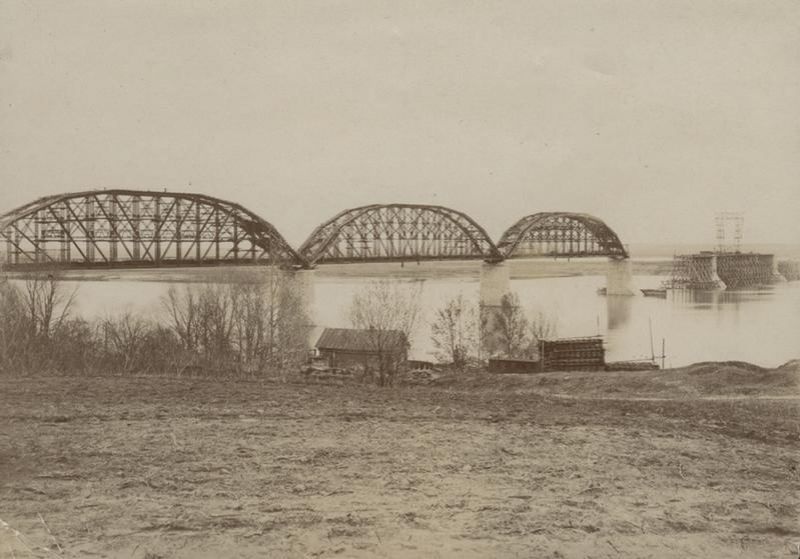 Железнодорожный мост через Оку во время строительства, 1910 - 1912, Владимирская губ., г. Муром