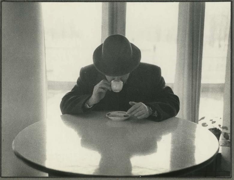 Весна. (№22), 1972 год. Выставки:&nbsp;«Без погон, но в шляпе», «Истории про наши любимые фотографии» с этим снимком.&nbsp;