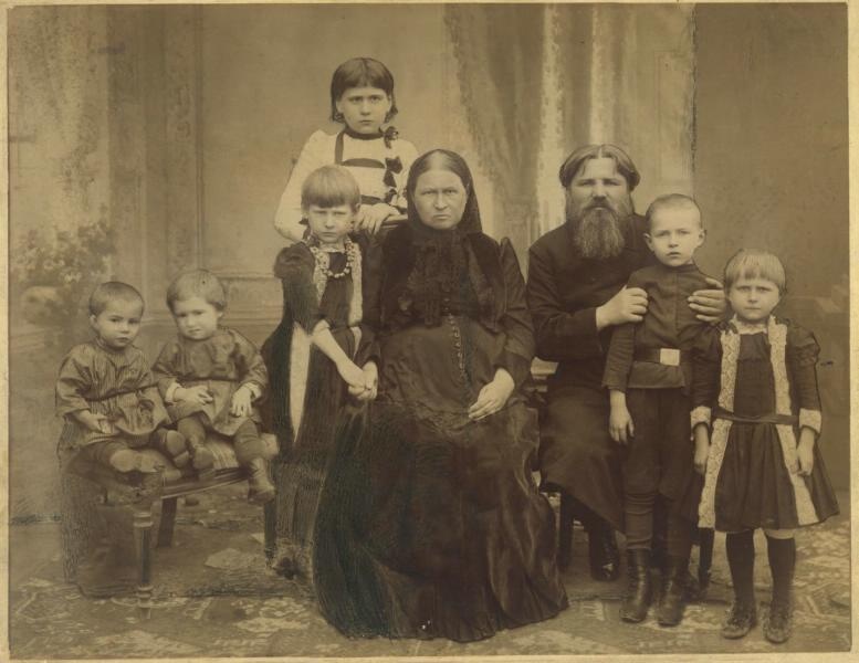 Семейный портрет, 1890 - 1909