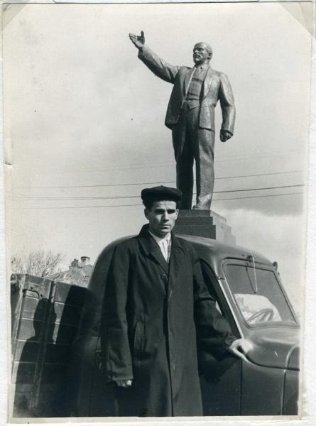 Октябрьская площадь, 1950 год, Калининская обл., г. Кимры. Ныне Тверская область.