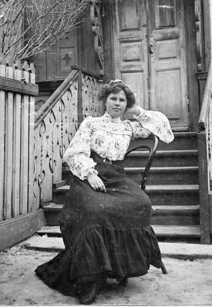 Женский портрет, 1910 - 1917