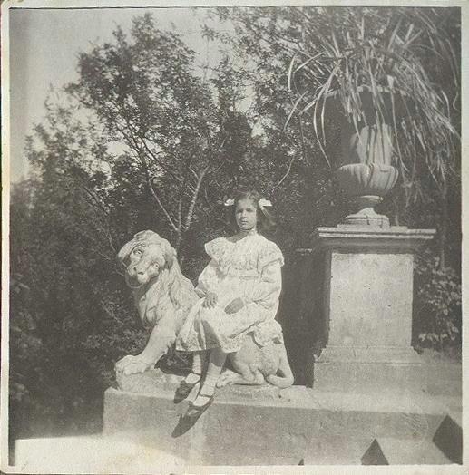 Девочка на льве, 1860-е