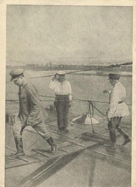 Иосиф Сталин и Климент Ворошилов на подводной лодке, 21 июля 1933, Сорокский р-н