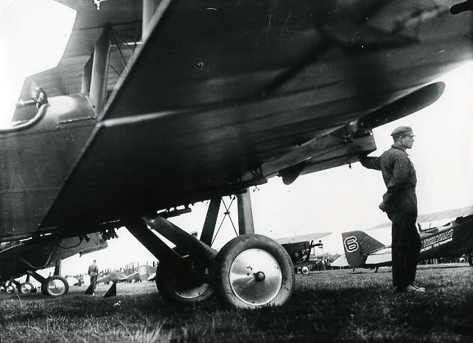 У аэроплана, 1930-е