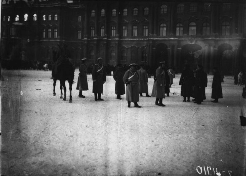 На Дворцовой площади, 9 января 1905, г. Санкт-Петербург