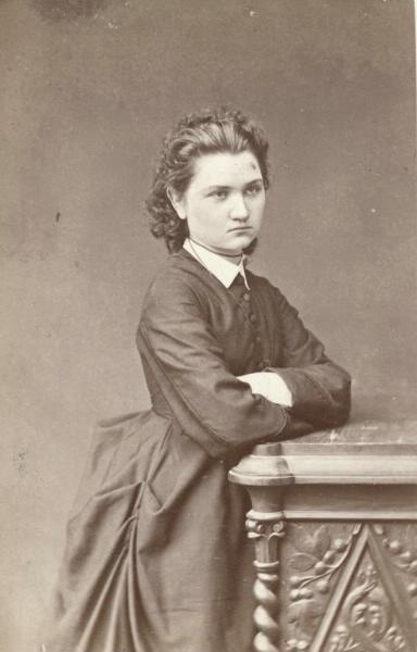 Портрет девушки, 1870-е, г. Киев