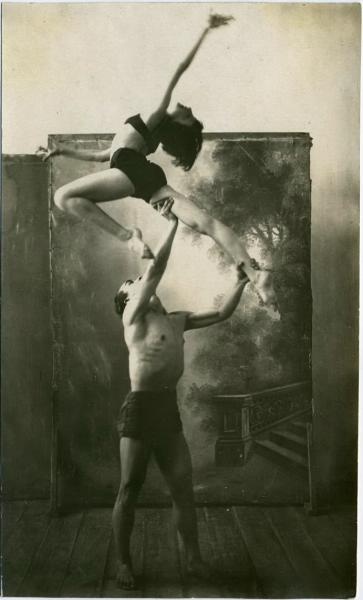Искусство движения, 1920-е. Из архива балетмейстера М. Мроза.