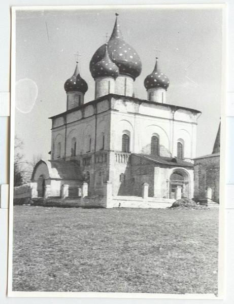 Рождественский собор, 1950-е, г. Суздаль. Выставка «Домонгольские храмы Древней Руси» с этой фотографией.&nbsp;