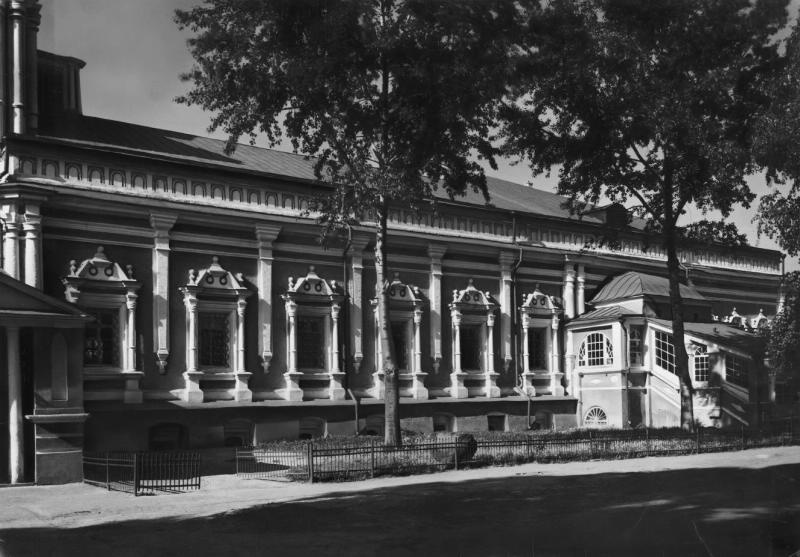 Трапезная палата Новодевичьего монастыря, 1970-е, г. Москва. Успенская церковь с трапезной 1685-1687 гг.