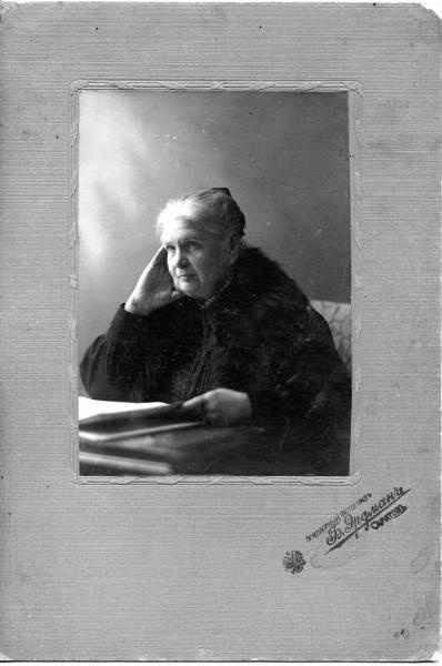 Портрет Анны Ефимовны Ходяковой, 1910-е, г. Саратов
