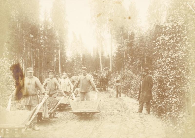 Рабочие с тачками, 1890 - 1909