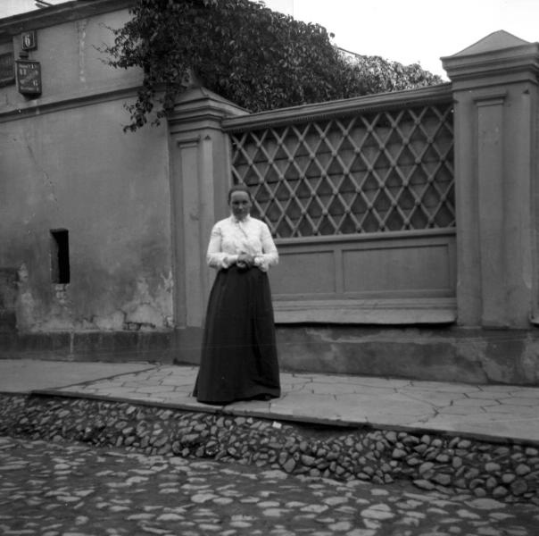«Наташа в Малом Кисельном переулке», 1904 год, г. Москва