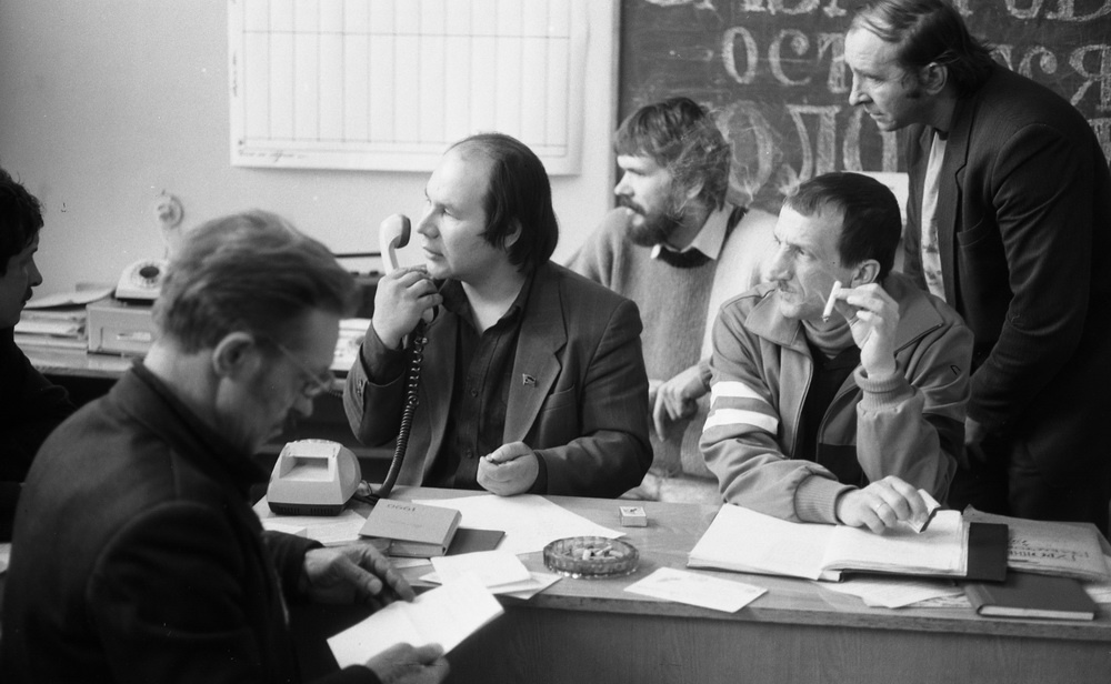 Шахтерский забастовочный комитет, 1991 год, г. Новокузнецк. &nbsp;Выставка «Алло, кто говорит?» с этой фотографией.