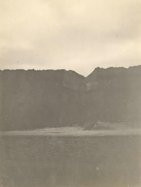 Ползучий возвышенный правый берег Волги, 1912 год