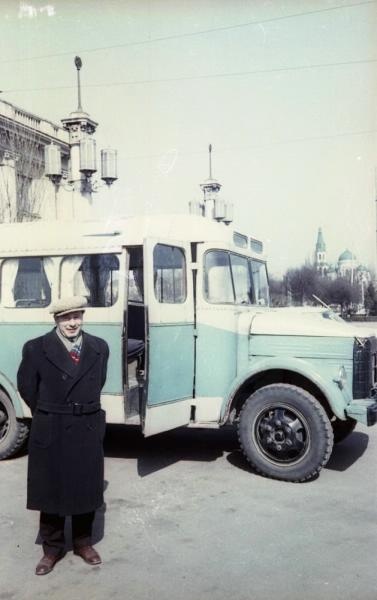 У вокзала, 1959 - 1961, Украинская ССР, г. Одесса