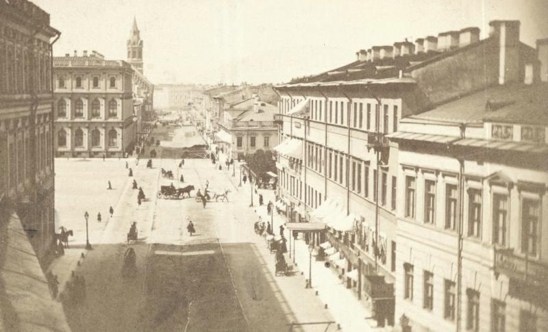 Большая Морская улица у Мариинской площади, 1867 - 1869, г. Санкт-Петербург. Снято с крыши дома № 42, в которой находилась мастерская Альберта Фелиша.