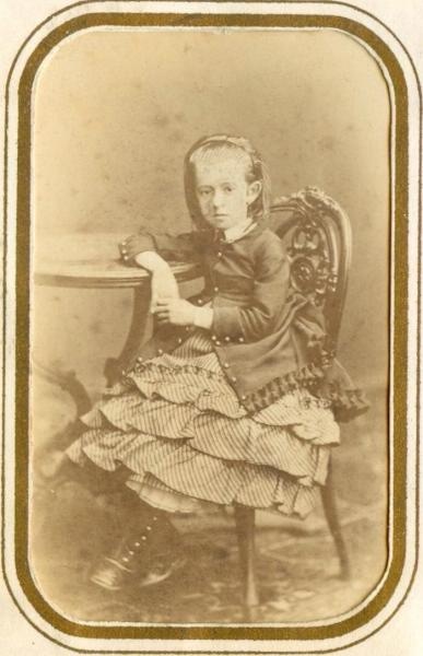 Портрет девочки, 1860-е, г. Воронеж