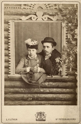 Николай Георгиевич Гарин-Михайловский с женой Надеждой Валерьяновной (урожденной Чарыковой), 1879 год, г. Санкт-Петербург