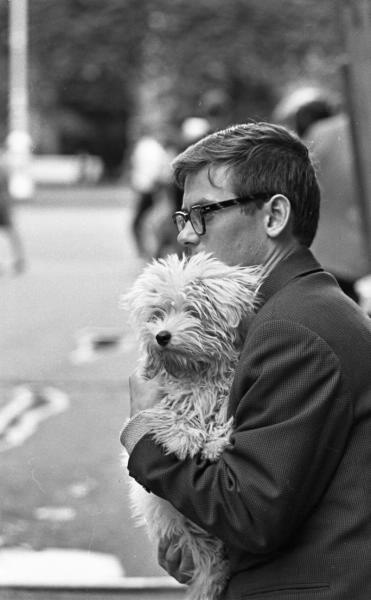 Мужчина с собакой, 1965 год, г. Ленинград