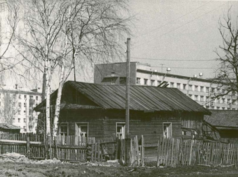 Улица декабристов история. Сад Декабристов Пермь. Проспект Декабристов 70 Пермь. Ул. Декабристов старые фото. Первое мая Череповец ностальгия.