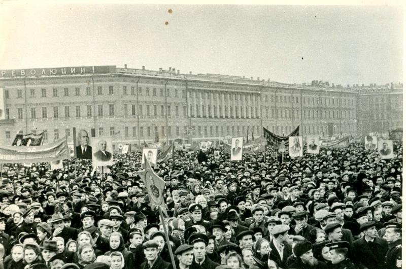 Демонстрация 7 ноября, 1945 - 1959, г. Ленинград
