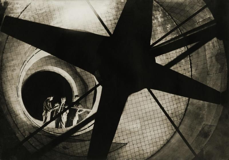 Центральный аэродинамический институт. Аэродинамическая труба, 1934 год, г. Москва. Выставка: «10 лучших фотографий Михаила Прехнера» с этой фотографией.
