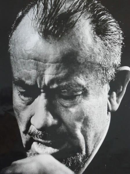 Джон Стейнбек, 1963 год, г. Москва. Выставка «Фотограф Леонид Бергольцев» с этим снимком.