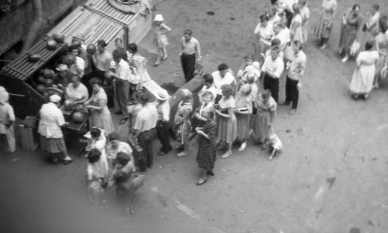 Очередь за арбузами, 1955 - 1965