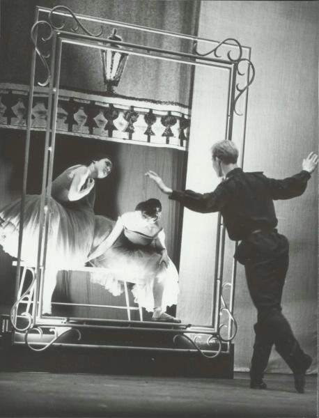 Балерины, 1960-е. Из серии «Ансамбль Национальной Народной армии ГДР имени Эриха Вайнерта».