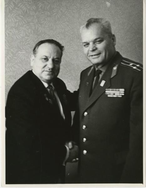 Виктор Темин с полковником, 1 января 1980 - 31 января 1987