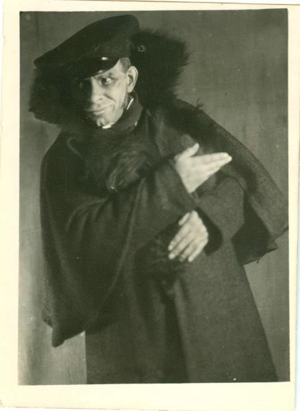 Василий Зайчиков в роли Земляники в спектакле «Ревизор», 1926 - 1929, г. Москва