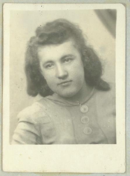 Портрет девушки, 1930-е