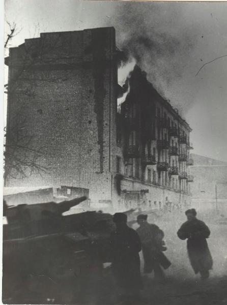 Сталинград 27 января 1943 года. Автоматчики бригады полка Бурмакова, 27 января 1943, г. Сталинград. Ныне Волгоград.